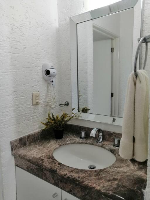 Confortable Depa En Condominio Frente Al Mar! كانكون المظهر الخارجي الصورة